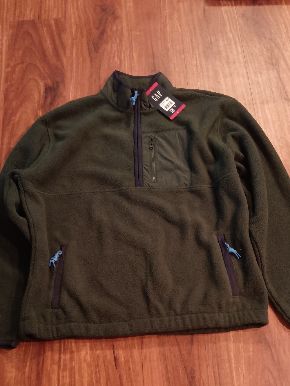 GAP Men's Dark Green Quarter-Zip Fleece with Navy Trim and Light Blue Pulls